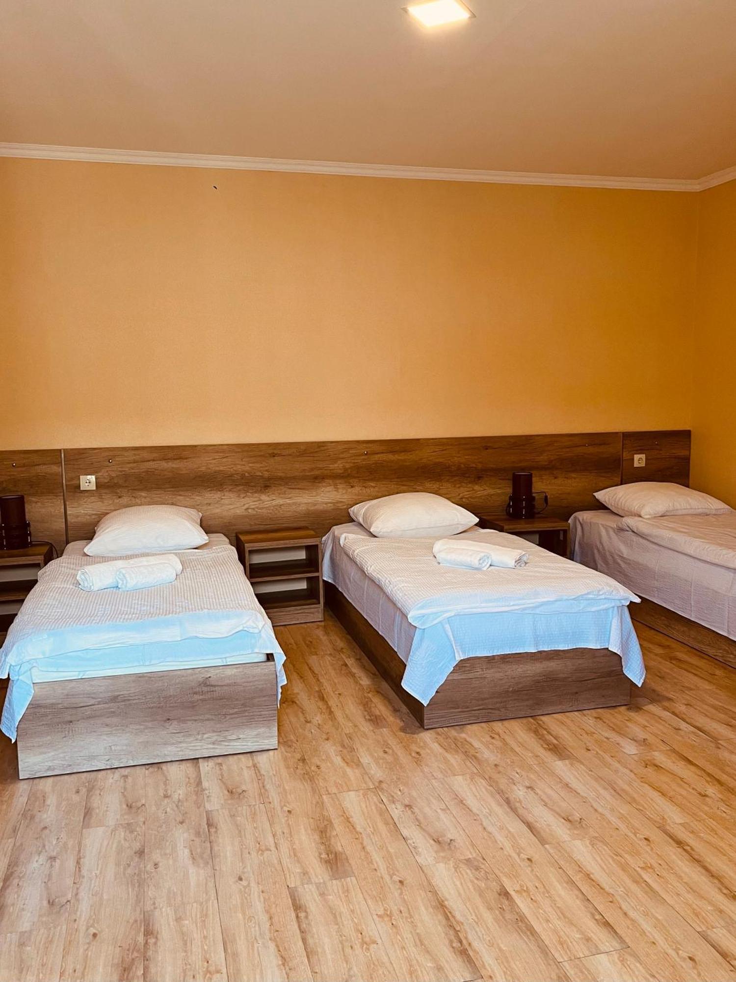 Soso Burduli'S Guesthouse Казбеги Екстериор снимка