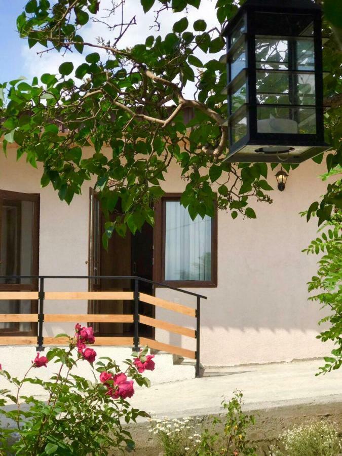 Soso Burduli'S Guesthouse Казбеги Екстериор снимка